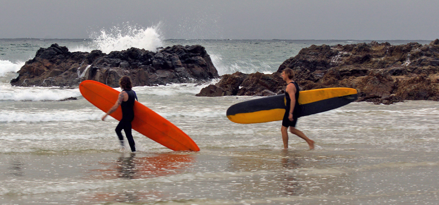 Surfing at the Pass