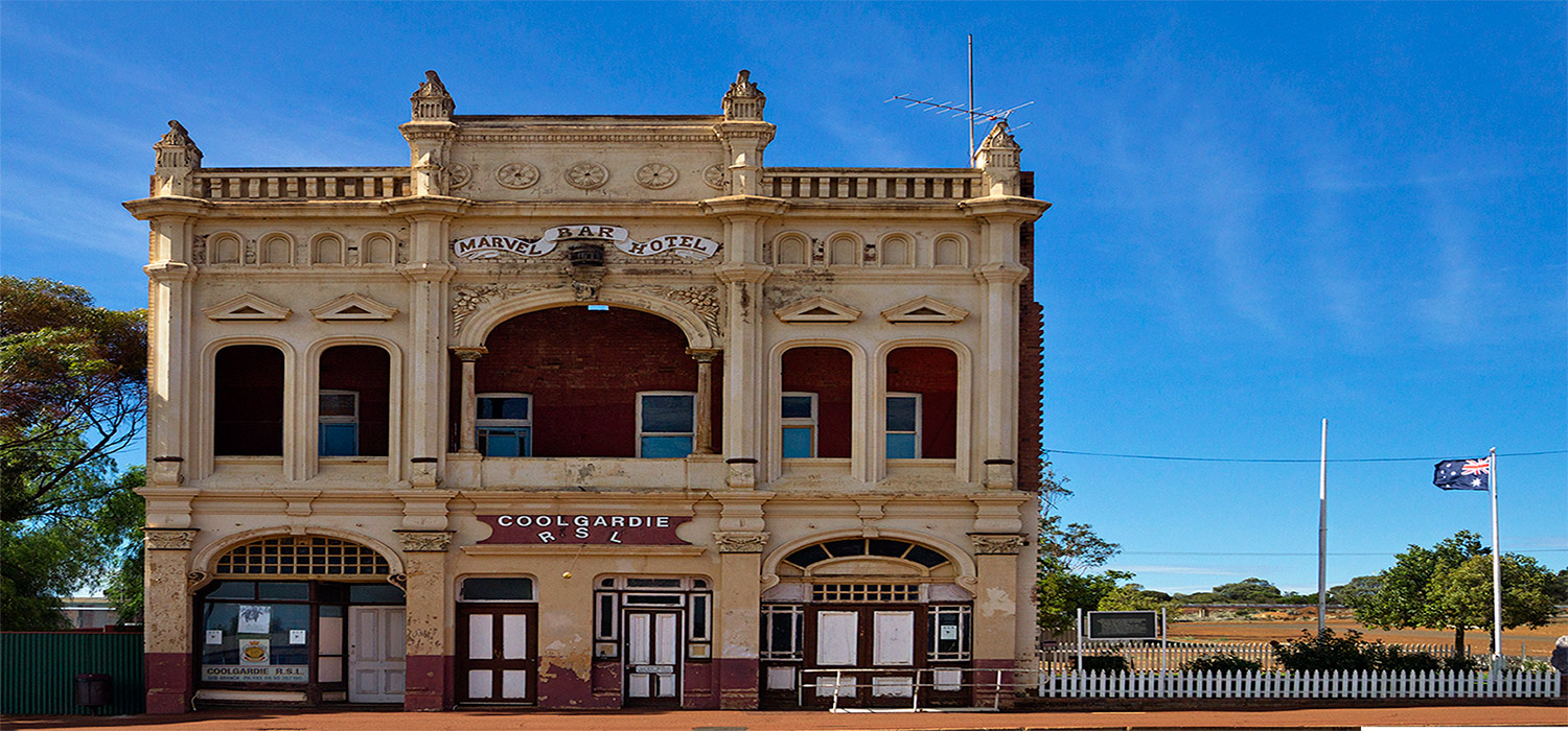 Mavel bar hotel in Coolgardie