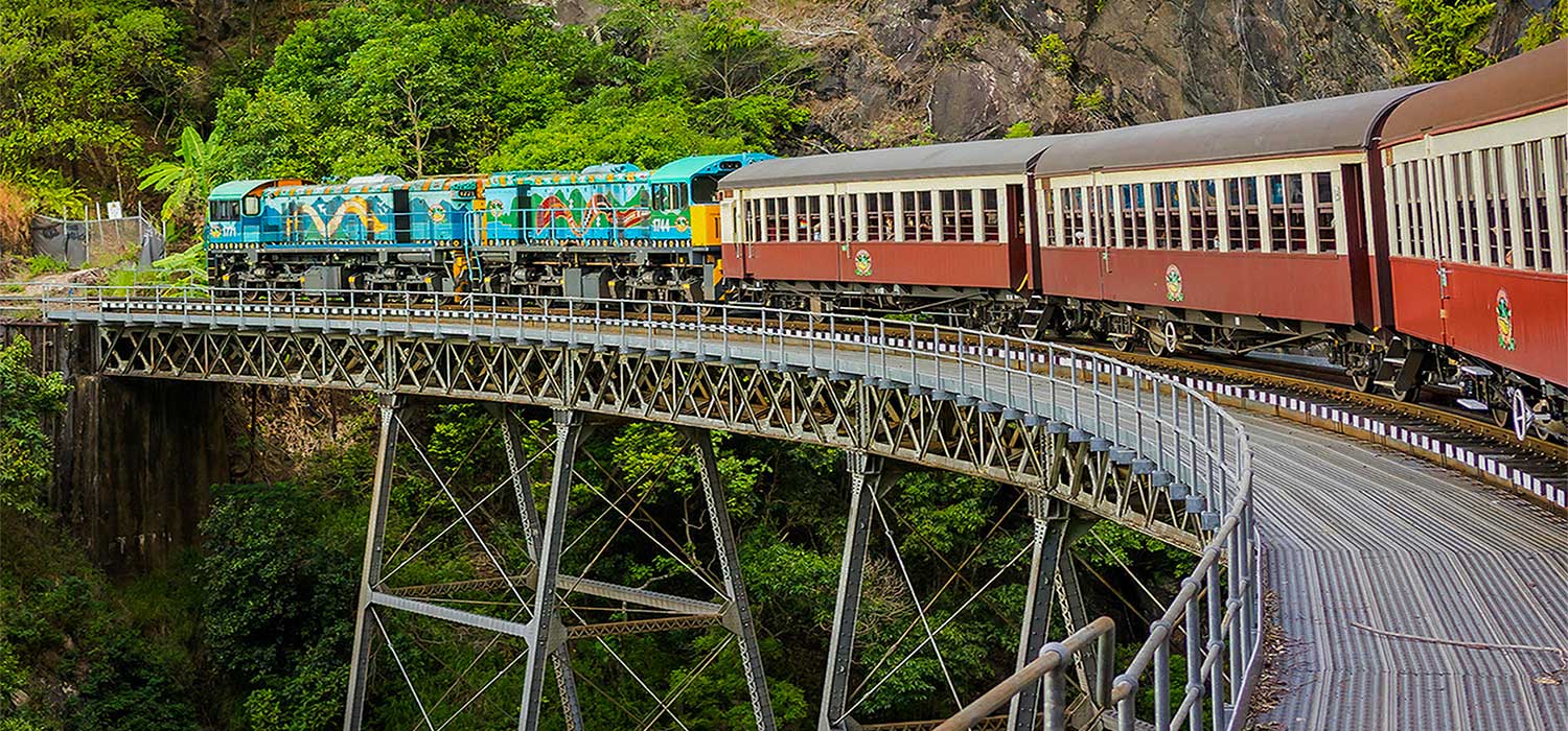 Kuranda train crossing the Stony Creek birdge.