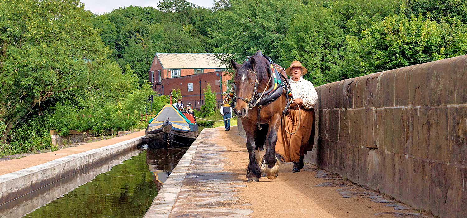 Aquaduct in Marple
