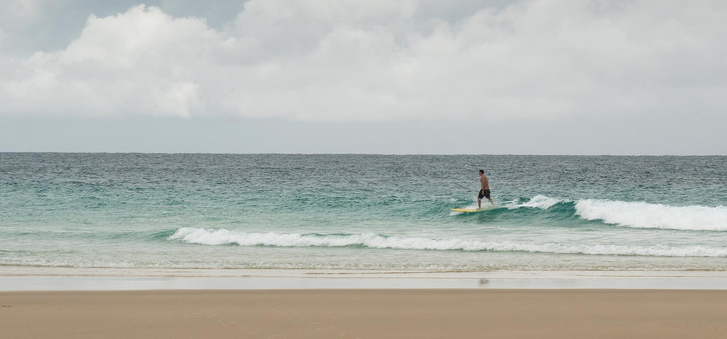  Surfing on Morton Island