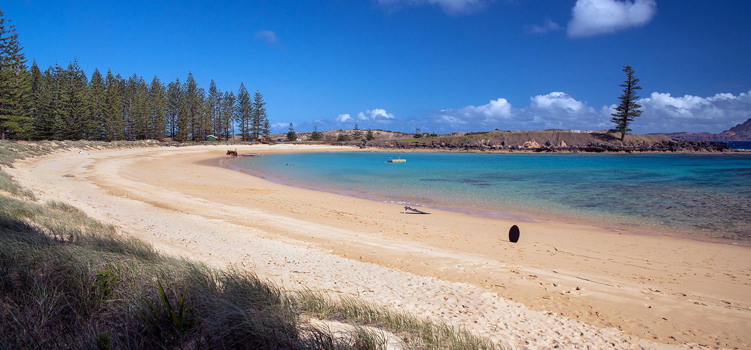 Emily Bay beach