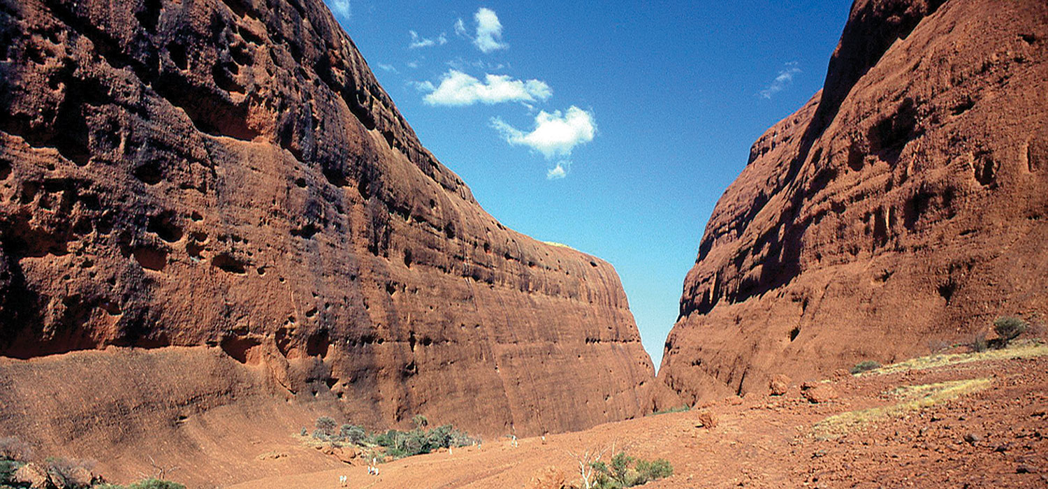 Walpa Gorge at Kata Tjuta / The Olgas