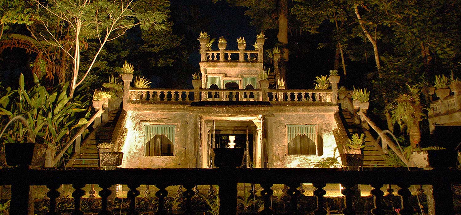  Nightime at Paranella Park