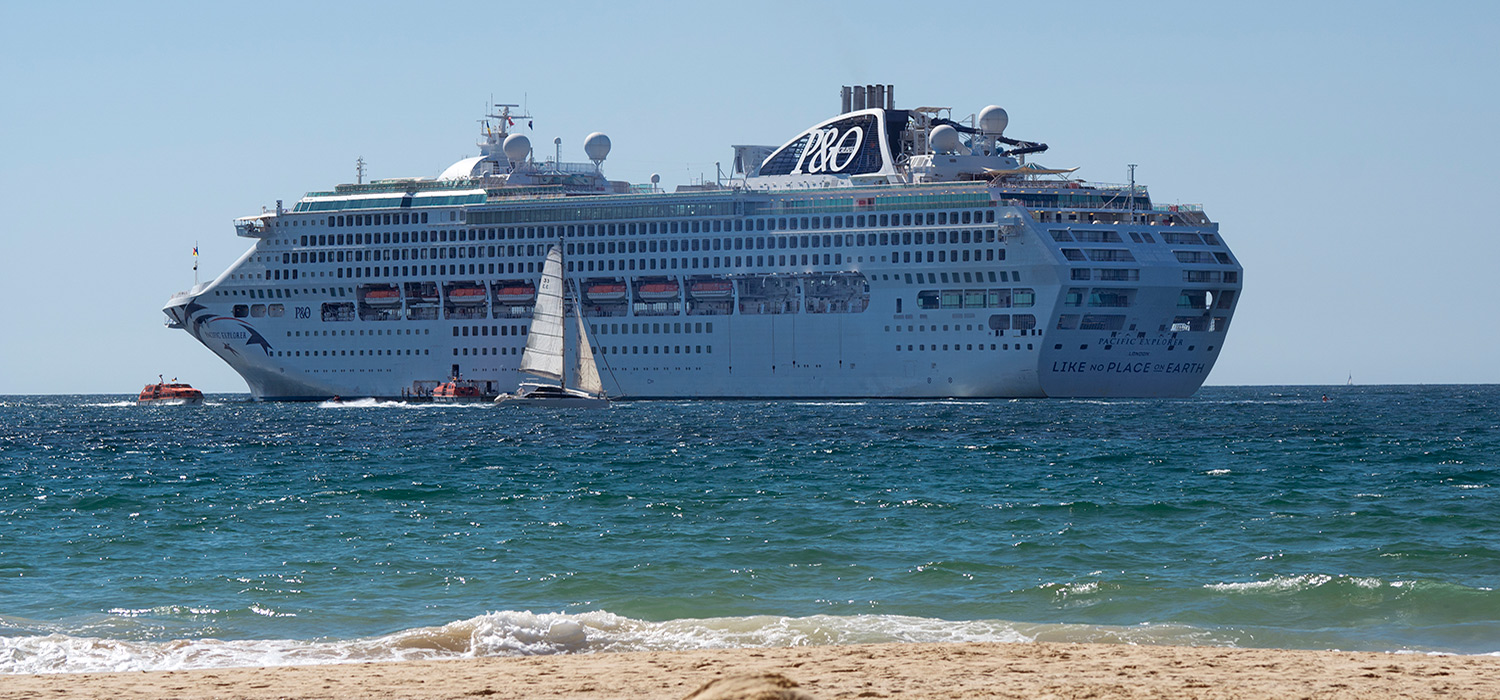 Cruise ship at Mooloolaba
