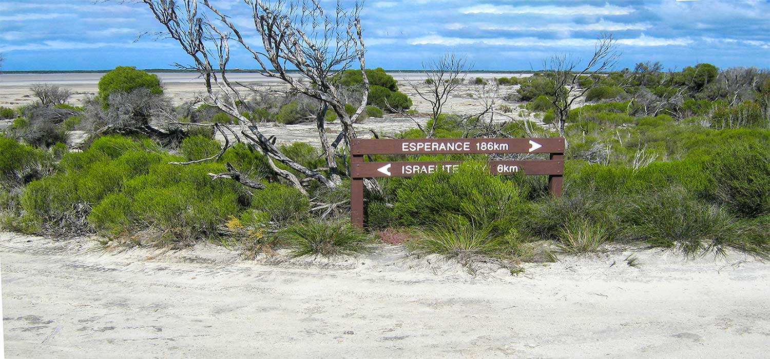 The track to Israelite Bay 
